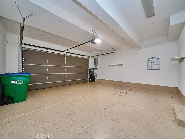 261 Mayfair — Photo 21
