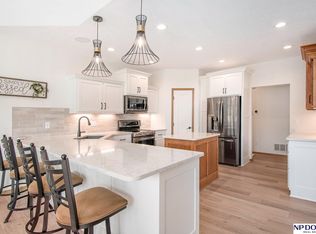S 120 Cedar Ln, Fremont, NE 68025