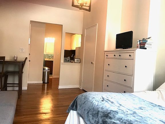 2nd image of 1494 2nd Ave APT 3A