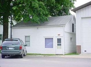 319 S Cherry St, Shell Rock, IA 50670