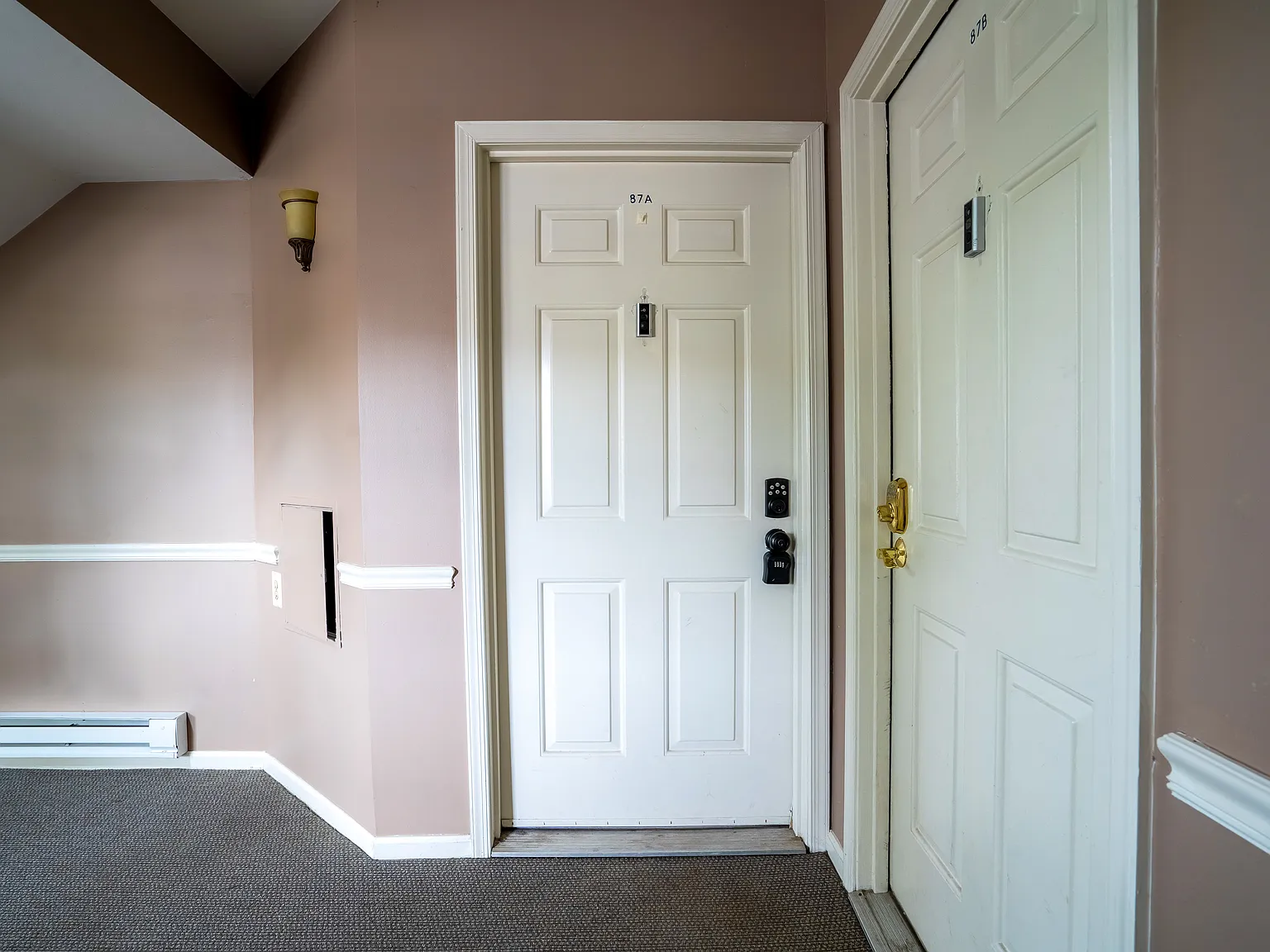 2 bed, 1047 sqft, $2,300 — Photo 4