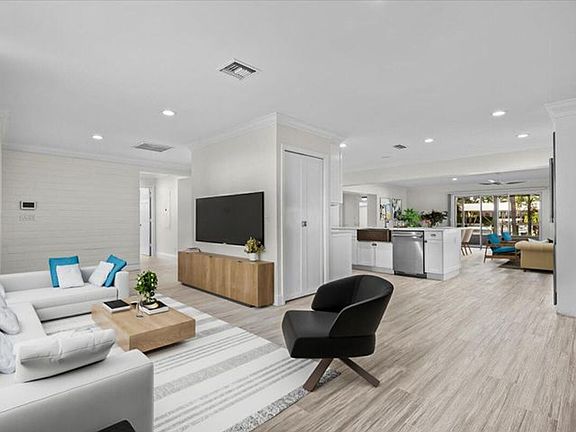 4th image of 12831 S Shore Dr