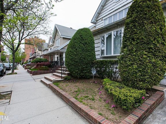 2nd image of 1771 E 21st St
