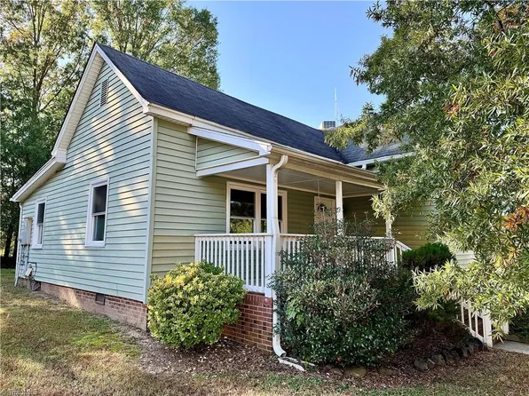 9 Ratcale Ln, Durham, NC 27705