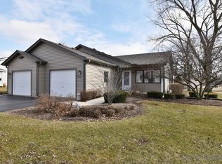 709 Harmony Ct, North Aurora, IL 60542