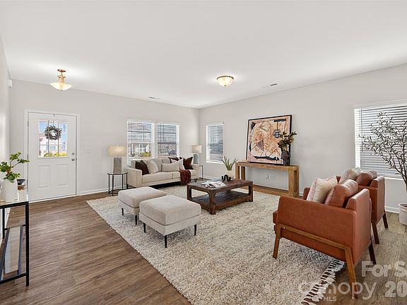 4th image of 105 Fairfield Dr #74