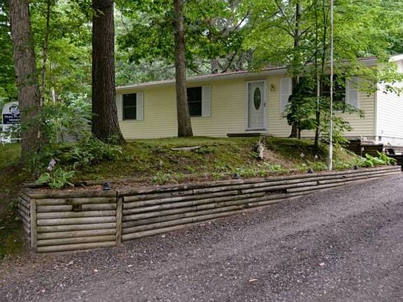 Located in the Meridian School District and close to down, this home sits on a lightly traveled road with little through traffic.  Located high on the lot on a sand bar.