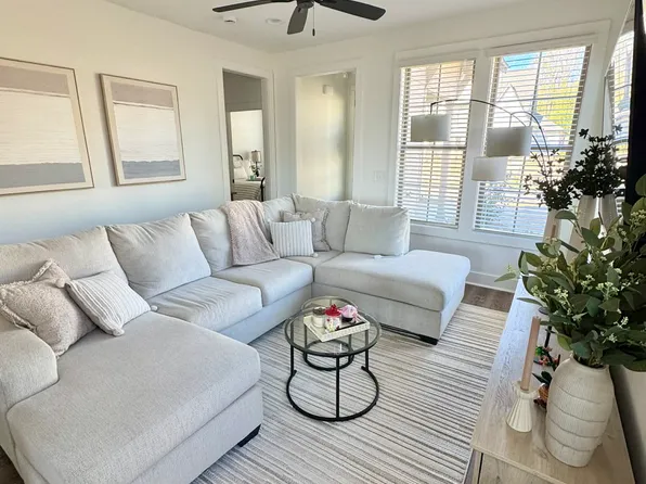 327 Northgate Blvd, Auburn, AL 36849