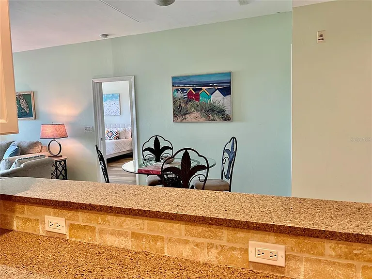 2060 Matecumbe Key Rd #2105 — Photo 12