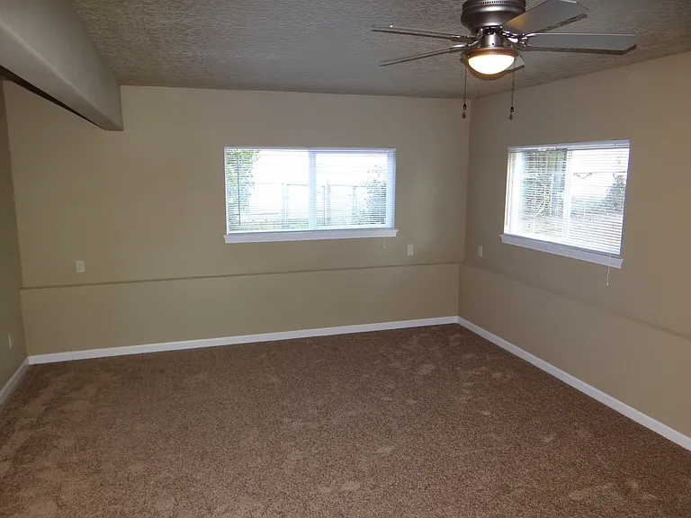 10908 NW 3rd Ct — Photo 9