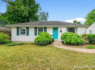 1862 Adams St SE, Grand Rapids, MI
