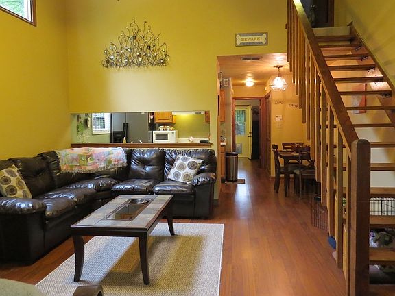 2nd image of 2634 Millbank Dr