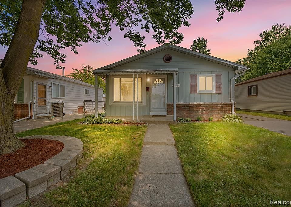 20489 Woodward St, Clinton Township, MI 48035 Zillow