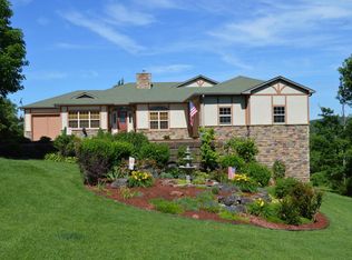 23 Brianwood Ln, Branson West, MO 65737