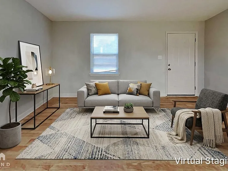 2241 Thornfield Rd — Photo 3