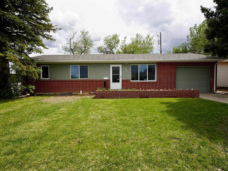 1st image of 1821 W Odell Avenue