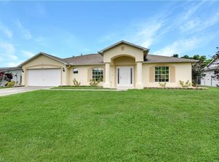 233 SW 44th St, Cape Coral, FL 33914