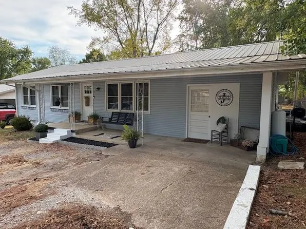 116 N Birch St, Salem, AR 72576