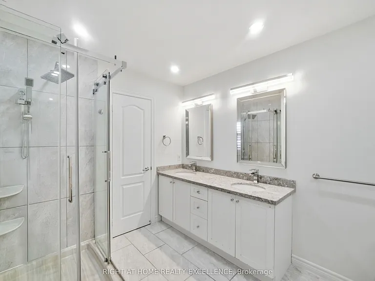 16 Whitford Ct #MAIN UPPER LEVEL — Photo 27