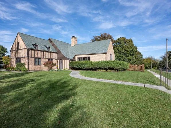 1326 Thomas AVENUE, Watertown, WI 53094
