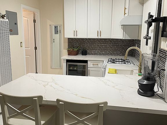 5th image of 2449 W Cherry Ave #A