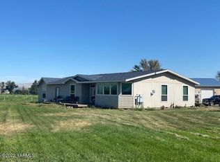 398 S Lester Rd, Outlook, WA 98938