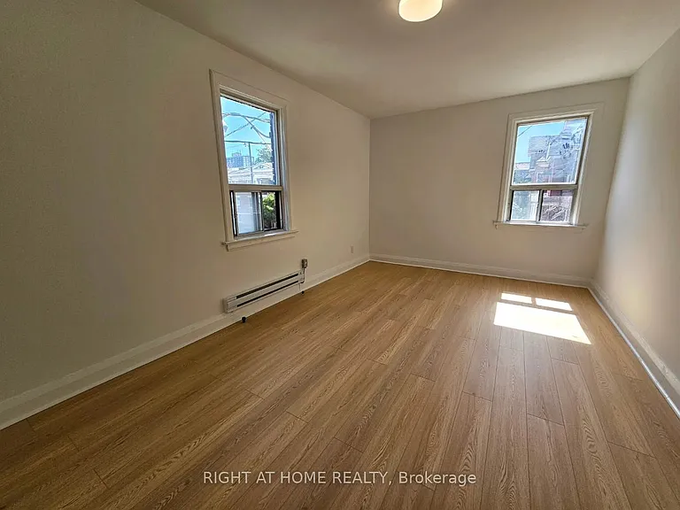 1316A King St W #2 — Photo 6