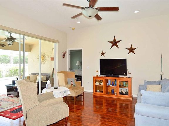 4th image of 806 Barclay Wood Dr