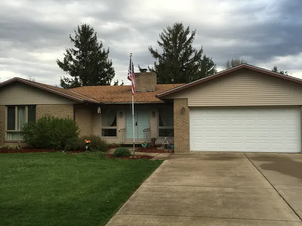 401 E Lincoln St, Flanagan, IL 61740