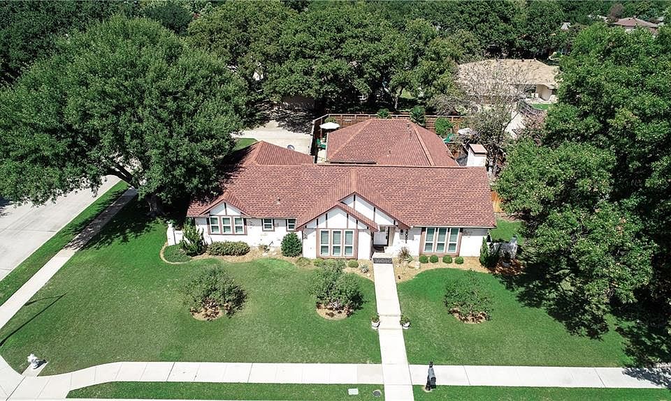 1st image of 2021 Baffin Bay Dr