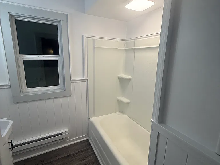 215 9th St NW #3 — Photo 3