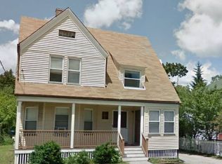 1665 Centre St #1A, Newton, MA 02461