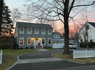 127 Highland Ave, Norwalk, CT 06853