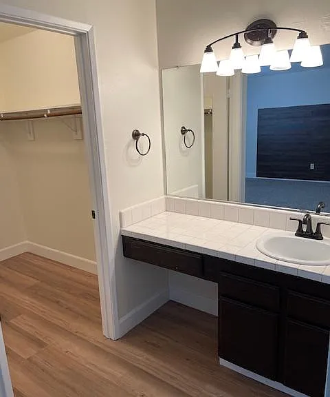 1760 Kings Row — Photo 21