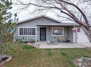 585 Yellow Jacket Rd, Dayton, NV 89403