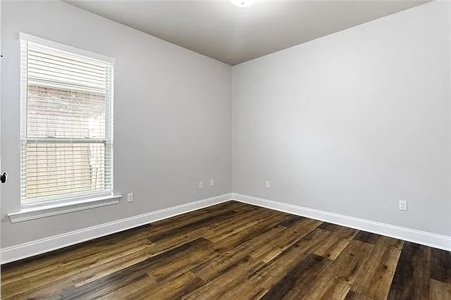 70445 Chambly Ct — Photo 10