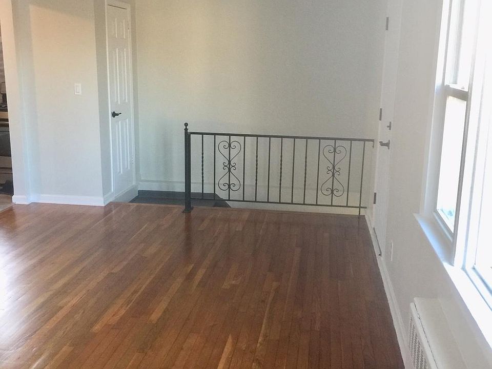 1st image of 195 Beach 120th St #2