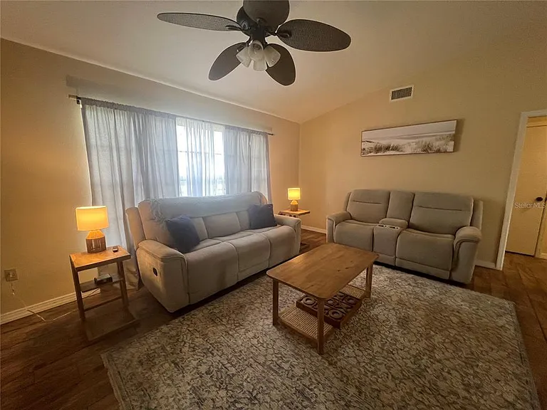 451 Rio De Janeiro Ave — Photo 7
