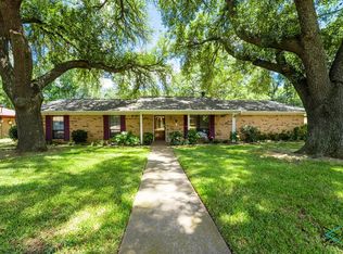 800 E Clinton Ave, Athens, TX 75751