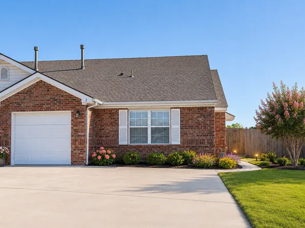 605 Welston Cir Unit 2, Norman, OK 73071