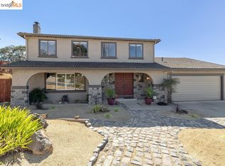 5262 Heavenly Ridge Ln, Richmond, CA 94803