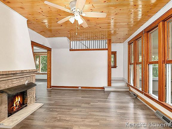 2nd image of 4064 Luxford Ave NW