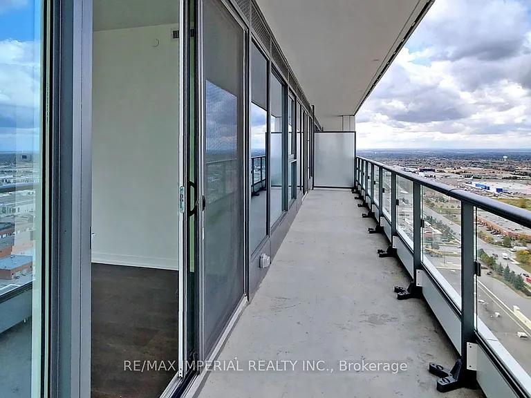 5 Buttermill Ave #3102 — Photo 2