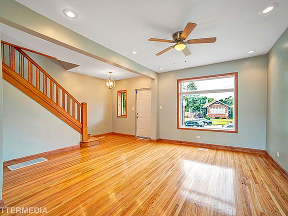 5th image of 7221 S Calumet Ave