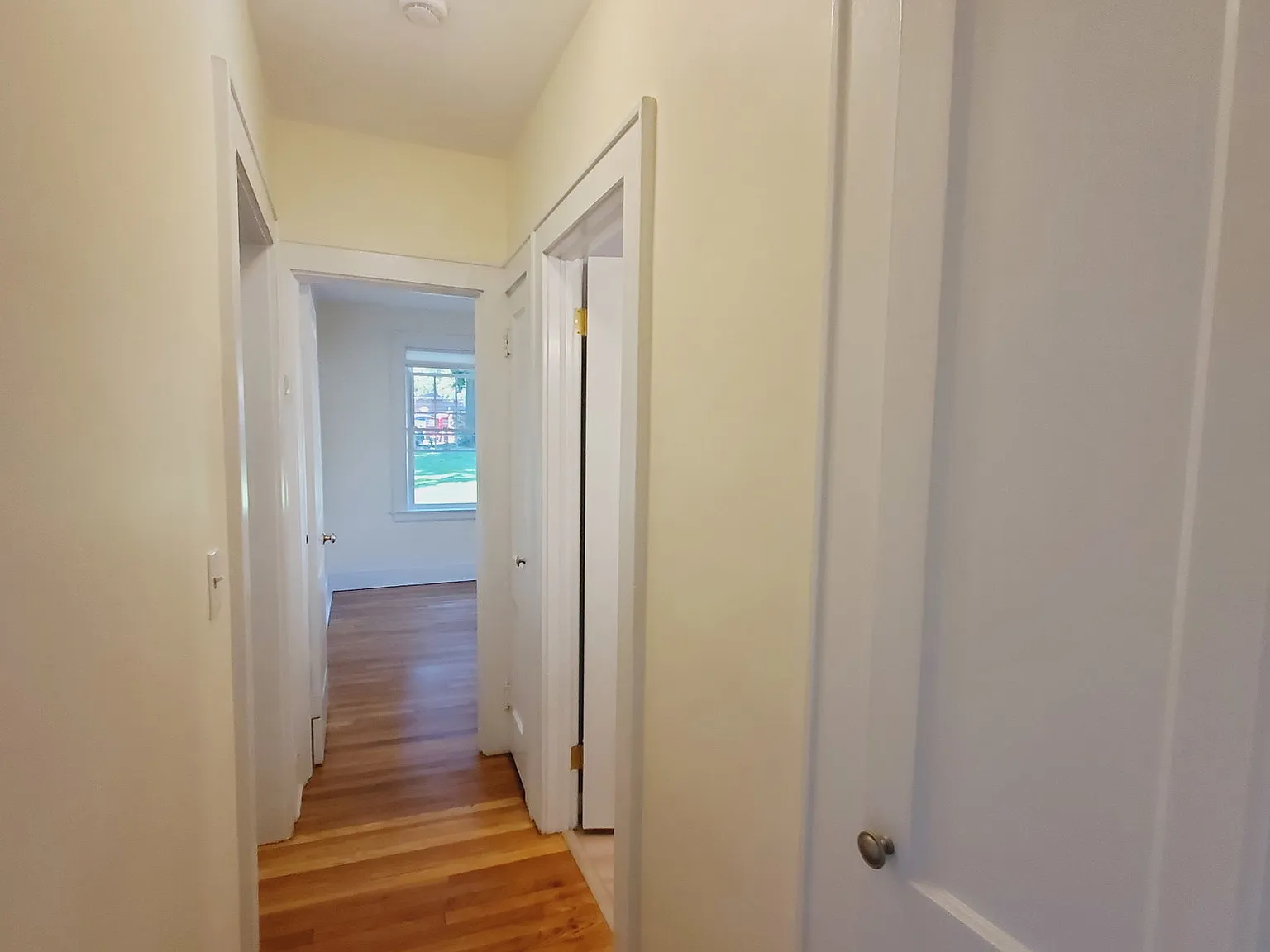 2 bed, 1.0 bath, 800 sqft, $2,600 — Photo 4