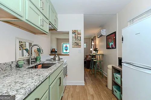 150 South Ave SE #1 Photo 1
