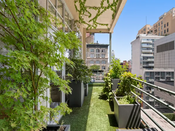 354 Broadway image 9 of 14