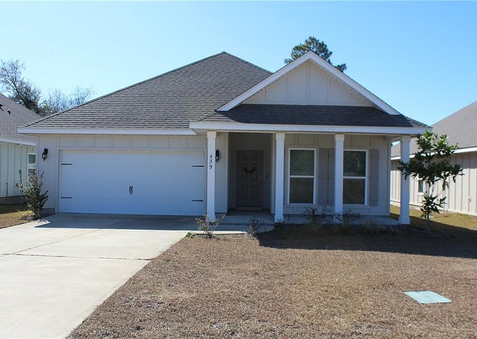 1st image of 439 Gemini St