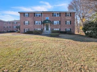 138 Tyngsboro Rd APT 1, North Chelmsford, MA 01863
