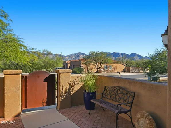 12687 N Red Eagle Dr, Oro Valley, AZ 85755